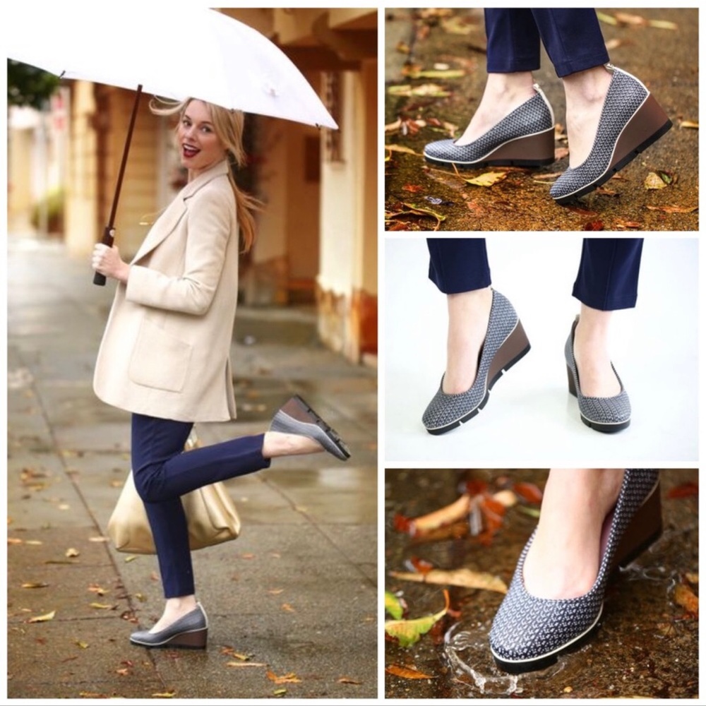 Betabrand All Weather Wedge Textured Fabric Heels. Dusk Blue. Like new!